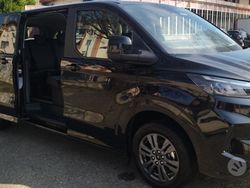 Nero Usata 2024 Ford Tourneo Custom Titanium Furgone | 43.000 € (Molto cara)