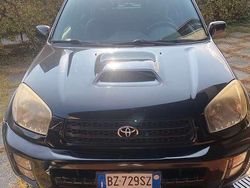 Nero Usata 2002 Toyota RAV4 SUV | 5500 € (Buon prezzo)