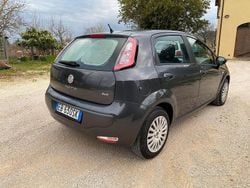 Grigio Usata 2010 Fiat Punto Evo Due volumi | 2000 € (Buon prezzo)