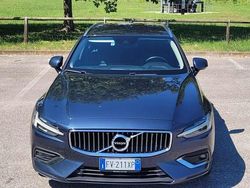 Usata 2019 Volvo V60 Inscription Station wagon | 17.900 € (Molto cara)