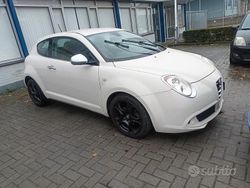Bianco Usata 2012 Alfa Romeo MiTo Due volumi | 6000 € (Buon prezzo)