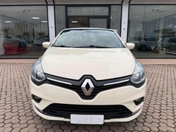 Beige Usata 2017 Renault Clio IV Tre volumi | 9200 € (Buon prezzo)