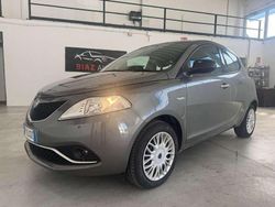 Grigio(met.) Usata 2016 Lancia Ypsilon Gold Due volumi | 7600 € (Buon prezzo)