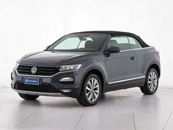 Grigio scuro Usata 2021 VW T-Roc Style SUV | 26.900 € (Molto cara)