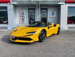 Giallo Usata 2022 Ferrari SF90 Cabrio | 519.990 € (Molto cara)