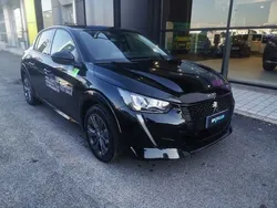 Nero Usata 2022 Peugeot e-208 Allure Due volumi | 14.900 € (Super prezzo)
