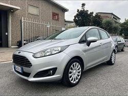 Usata 2014 Ford Fiesta Titanium Tre volumi | 6800 € (Buon prezzo)