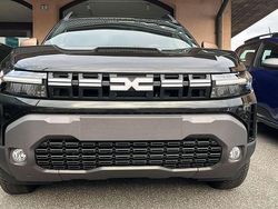 Nero etoile Nuova 2025 Dacia Duster Extreme SUV | 28.800 € (Molto cara)