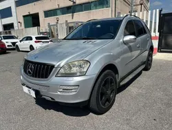 Grigio Usata 2005 Mercedes ML320 SUV | 5900 € (Buon prezzo)