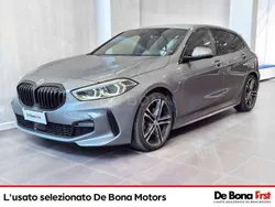 Grigio Usata 2023 BMW 118 M Sport Due volumi | 26.590 € (Super prezzo)