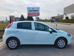 Bianco Usata 2018 Fiat Punto Lounge Tre volumi | 8500 € (Buon prezzo)