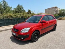 Usata 2007 Kia Rio 2 Due volumi | 4699 €