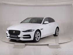 Fuji white Usata 2021 Jaguar XE S Tre volumi | 29.700 € (Molto cara)