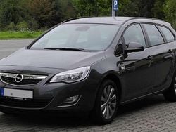 Nero Usata 2012 Opel Astra Sport Station wagon | 3000 € (Ottimo prezzo)