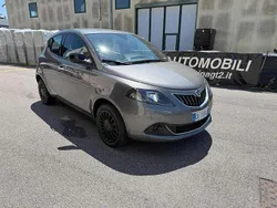 Grigio Usata 2022 Lancia Ypsilon S Due volumi | 9450 € (Ottimo prezzo)