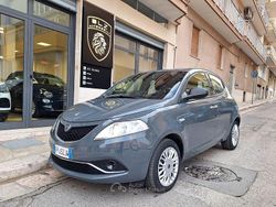 Grigio Usata 2018 Lancia Ypsilon Platinum Due volumi | 8999 € (Ottimo prezzo)
