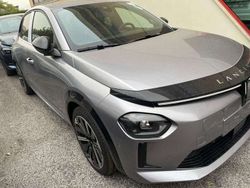 Grigio granito Usata 2024 Lancia Ypsilon Due volumi | 32.950 €