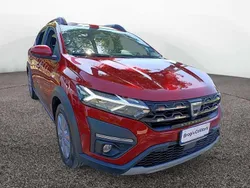 Rosso Usata 2022 Dacia Sandero Comfort Due volumi | 11.800 € (Ottimo prezzo)