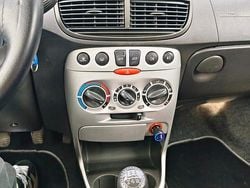 Rosso Usata 2005 Fiat Punto Tre volumi | 1700 € (Ottimo prezzo)