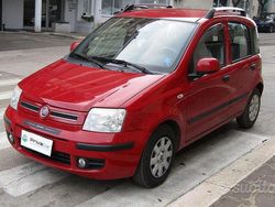 Rosso Usata 2010 Fiat Panda Dynamic Due volumi | 4000 € (Buon prezzo)