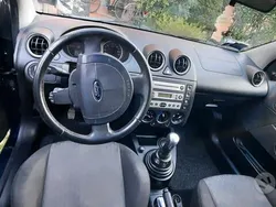 Usata 2004 Ford Fiesta Due volumi | 1500 € (Buon prezzo)