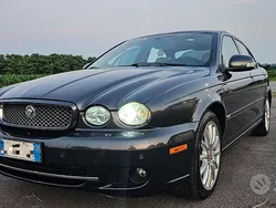 Usata 2009 Jaguar X-type Tre volumi | 4500 € (Buon prezzo)