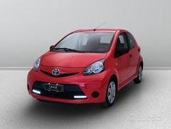 Rosso Usata 2014 Toyota Aygo Connect Style Due volumi | 6500 € (Buon prezzo)