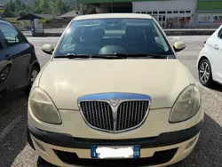 Usata 2004 Lancia Ypsilon Due volumi | 1200 € (Buon prezzo)