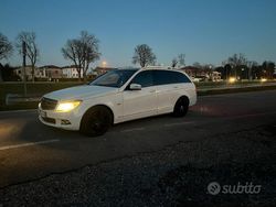Bianco Usata 2009 Mercedes C220 Station wagon | 3000 €