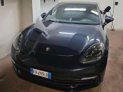 Blu/azzurro Usata 2019 Porsche Panamera Tre volumi | 64.500 € (Molto cara)