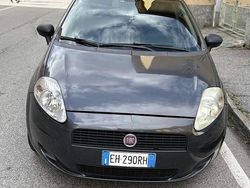 Usata 2011 Fiat Grande Punto Sport Due volumi | 2600 € (Super prezzo)