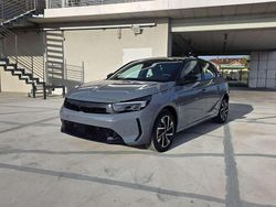 Grigio Nuova 2025 Opel Corsa Tre volumi | 17.470 € (Buon prezzo)