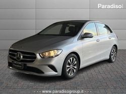 Grigio Usata 2022 Mercedes B200 Monovolume | 26.700 € (Cara)