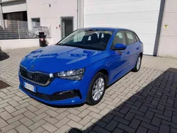 Blu/azzurro(met.) Usata 2021 Skoda Scala Ambition Due volumi | 9500 € (Buon prezzo)