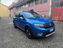 Blu Usata 2018 Dacia Sandero Tre volumi | 6500 € (Buon prezzo)