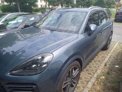 Blu/azzurro Usata 2018 Porsche Cayenne SUV | 48.900 € (Buon prezzo)