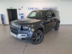 Carpathian grey perlato Usata 2023 Land Rover Defender SE SUV | 68.000 € (Buon prezzo)