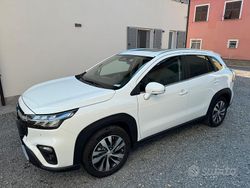 Bianco Usata 2024 Suzuki SX4 S-Cross SUV | 28.500 € (Molto cara)
