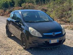Usata 2009 Opel Corsa Edition Tre volumi | 3700 € (Cara)