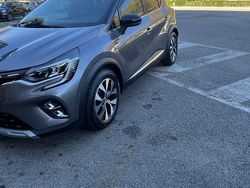 Grigio Usata 2021 Renault Captur Intens SUV | 15.700 € (Ottimo prezzo)