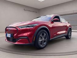 Rosso metallizzato Usata 2022 Ford Mustang Mach-E Extended Range SUV | 32.900 € (Ottimo prezzo)