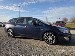 Blu Usata 2011 Opel Astra Station wagon | 7200 € (Molto cara)