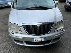 Oro Usata 2009 Lancia Phedra Monovolume | 2990 € (Buon prezzo)