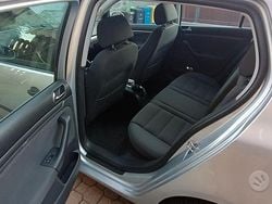 Grigio Usata 2005 VW Golf V Tre volumi | 3000 € (Molto cara)