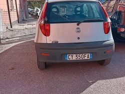 Grigio Usata 2005 Fiat Punto Tre volumi | 1500 € (Buon prezzo)