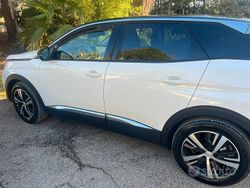 Bianco Usata 2018 Peugeot 3008 Tre volumi | 16.500 €