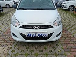 Bianco Usata 2013 Hyundai i10 Classic Due volumi | 5300 € (Cara)