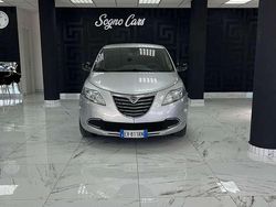 Argento Usata 2013 Lancia Ypsilon Platinum Due volumi | 5499 € (Buon prezzo)