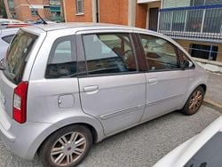 Grigio Usata 2009 Fiat Idea Monovolume | 3500 € (Buon prezzo)