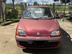Rosso Usata 2001 Fiat 600 Tre volumi | 1500 € (Buon prezzo)